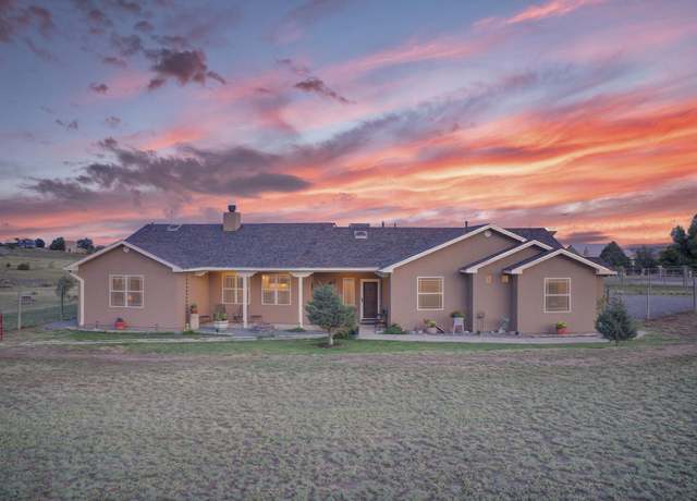 Photo of home in Santa Fe County