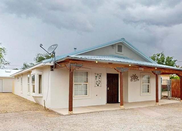 Property at 1259 8th St NW, Albuquerque, NM 87102, 5 beds, 3 baths