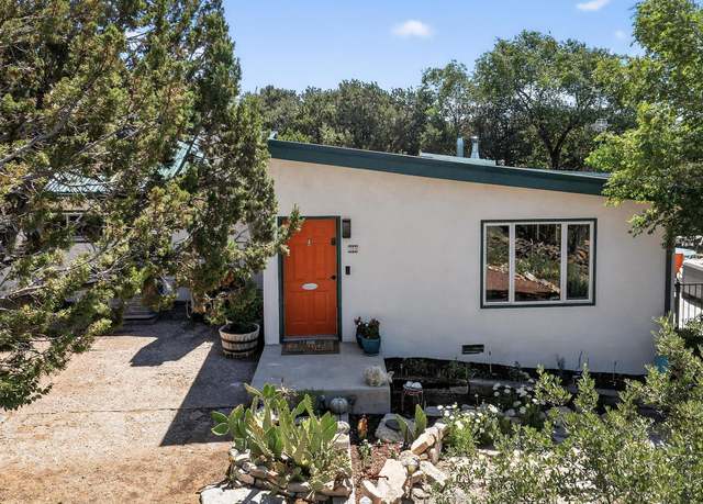 Property at 10 Calle Por Los Caballos, Tijeras, NM 87059, 3 beds, 2 baths