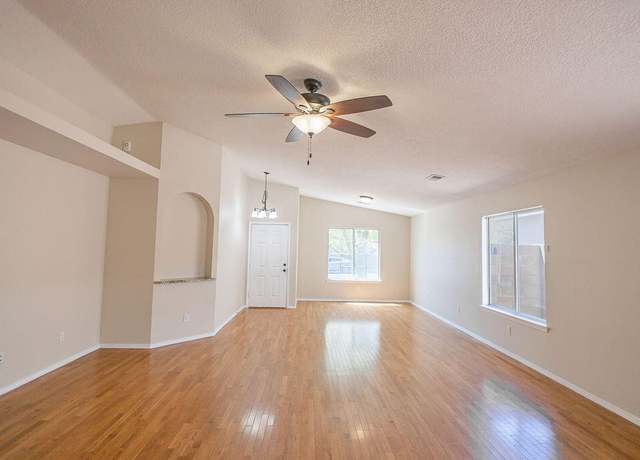 Property at 10256 Country Sage Dr NW, Albuquerque, NM 87114, 4 beds, 2.5 baths
