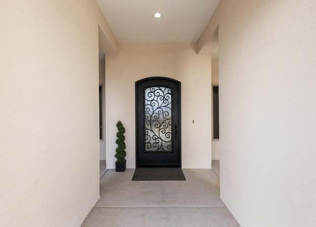 Property at 2005 Mate Ct NE, Rio Rancho, NM 87144, 4 beds, 3.5 baths