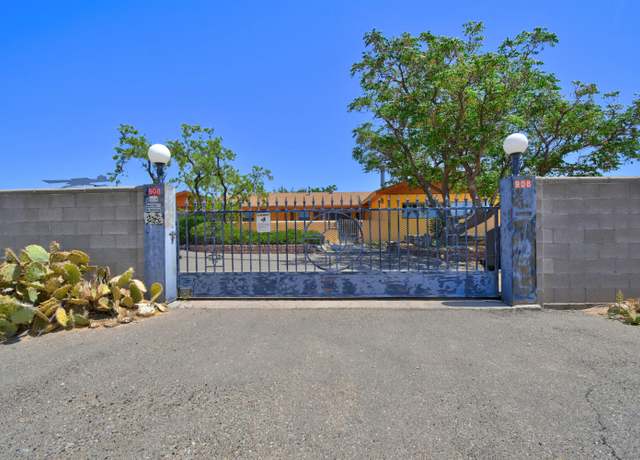 Property at 908 Nazcon Pl, Bernalillo, NM 87004, 2 beds, 3 baths