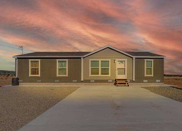 Property at 47 Los Chavez Ave, Edgewood, NM 87015, 4 beds, 2 baths