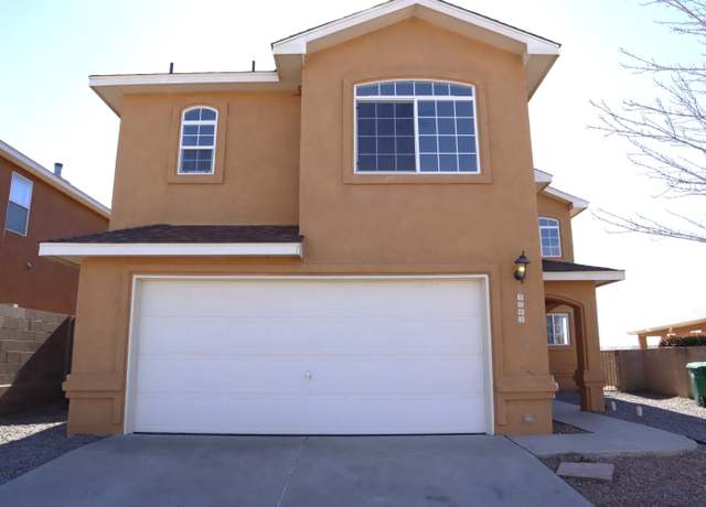 Property at 3043 Zia St NE, Rio Rancho, NM 87144, 3 beds, 2.5 baths