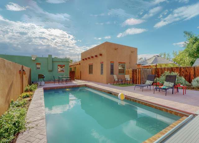 Property at 1004 21st St NW, Albuquerque, NM 87104, 4 beds, 2 baths