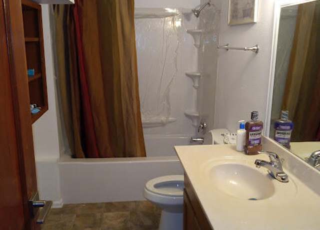 Property at 305 56th St SW, Albuquerque, NM 87121, 4 beds, 2 baths