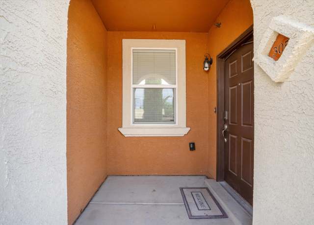 Property at 601 Menaul Blvd NE #305, Albuquerque, NM 87107, 4 beds, 3 baths