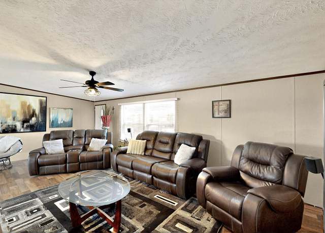 Property at 43 Woodland Hills Rd, Moriarty, NM 87035, 5 beds, 3 baths