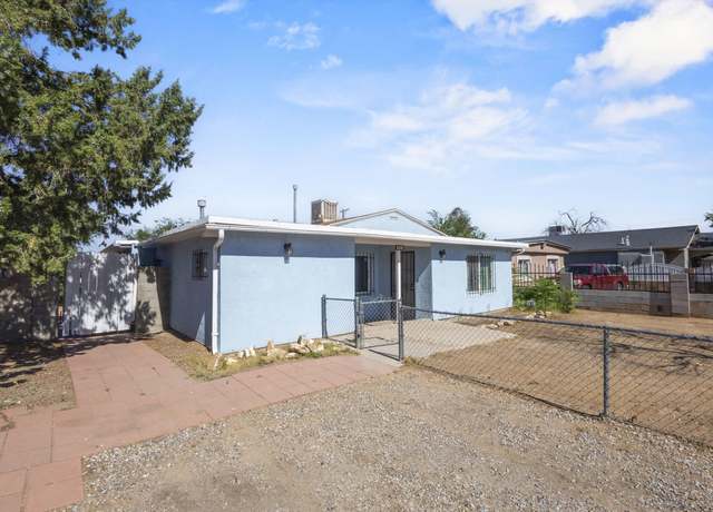 Property at 325 Rhode Island St NE, Albuquerque, NM 87108, 4 beds, 1 bath