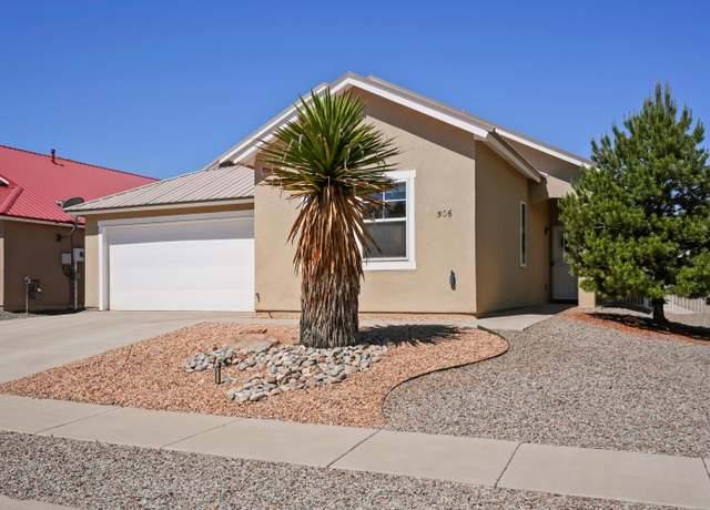 Property at 506 Minturn Loop, Rio Rancho, NM 87124, 3 beds, 2 baths
