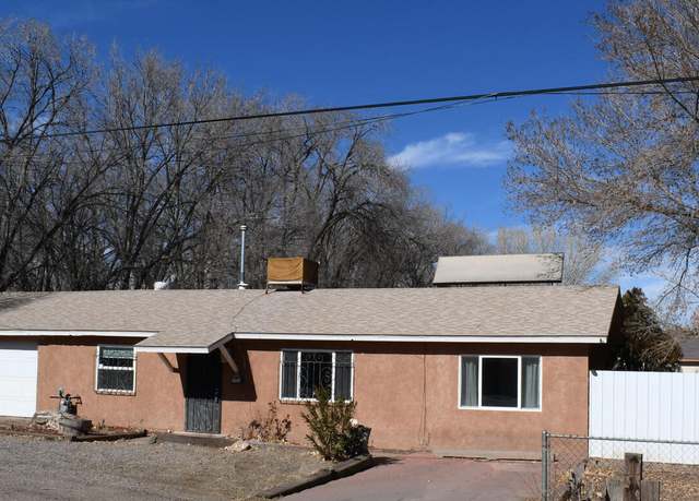 Property at 2617 Blake Rd SW, Albuquerque, NM 87105, 2 beds, 1 bath