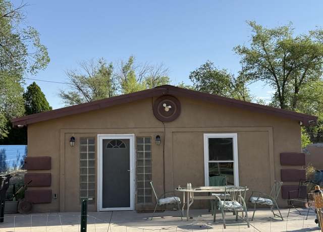Property at 1511 Yakima Rd SW, Albuquerque, NM 87105, 3 beds, 1 bath