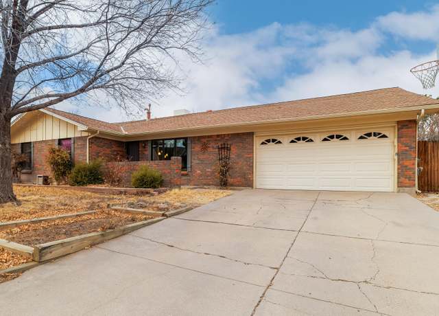 Property at 324 Aragon Ave, White Rock, NM 87547, 4 beds, 2 baths