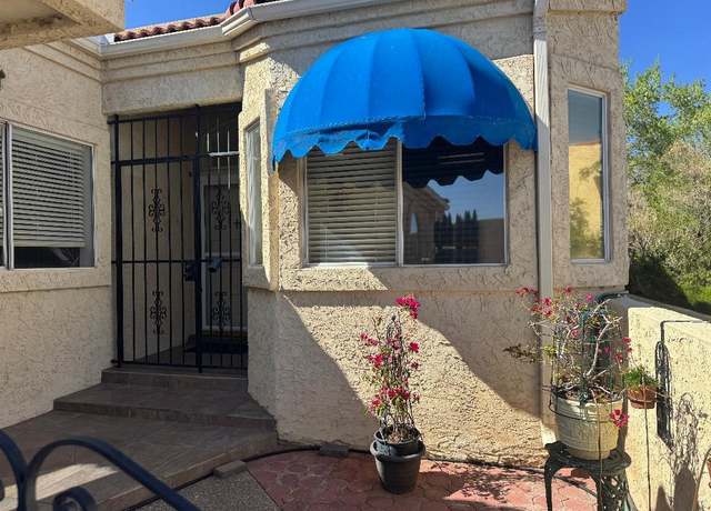 Property at 586 Eastlake Dr SE, Rio Rancho, NM 87124, 3 beds, 2 baths