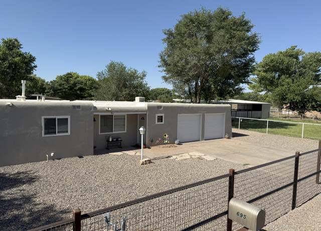 Property at 695 Valle Dr, Bosque Farms, NM 87068, 3 beds, 2 baths