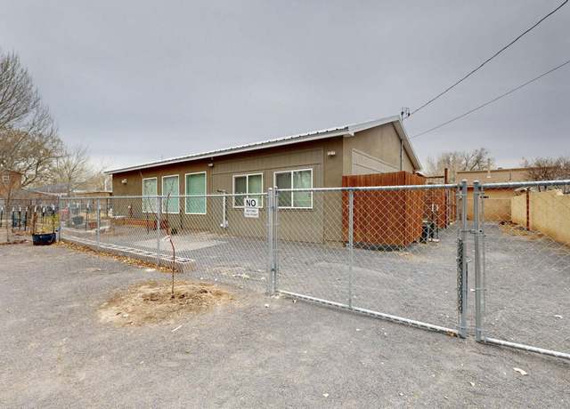 Property at 3010 Camilo Ln NW, Albuquerque, NM 87104, 2 beds, 2 baths