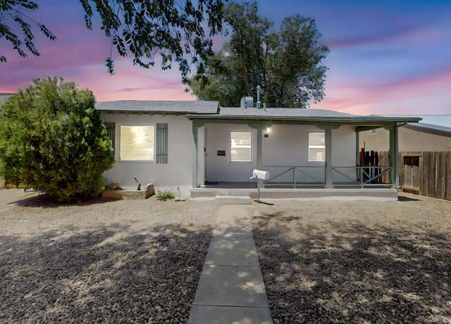 Property at 809 Palomas Dr SE, Albuquerque, NM 87108, 3 beds, 1.5 baths