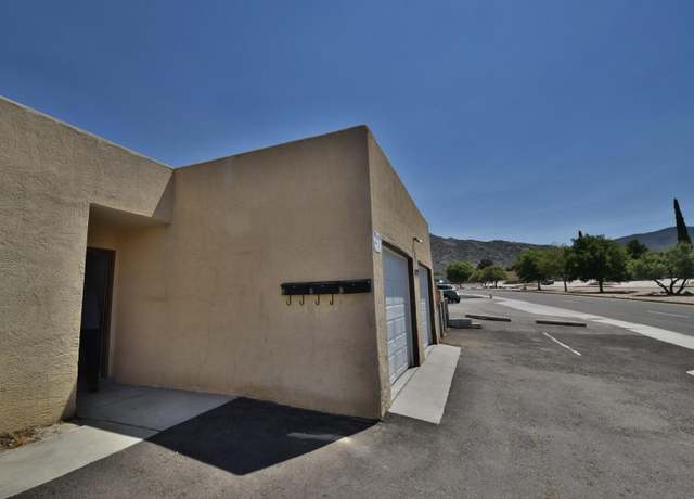 Property at 12229 Menaul Blvd NE, Albuquerque, NM 87112, 3 beds, 2 baths