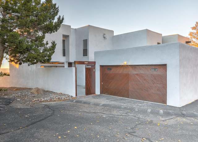 Property at 7 La Villita Ct NE, Albuquerque, NM 87112, 4 beds, 2.5 baths