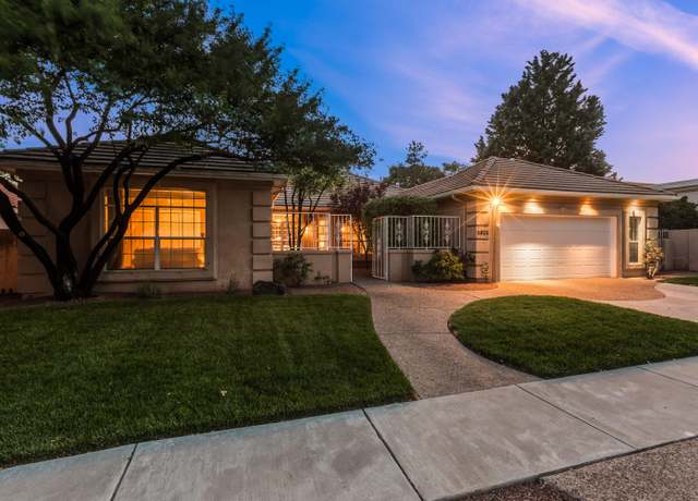 Property at 5825 Mimosa Pl NE, Albuquerque, NM 87111, 3 beds, 2.5 baths