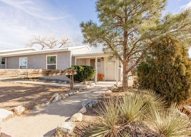 Property at 3 T J Ln, Los Lunas, NM 87031, 3 beds, 1 bath