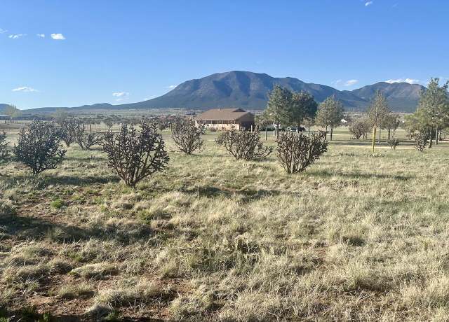 Property at 28 Calle Viernes, Edgewood, NM 87015