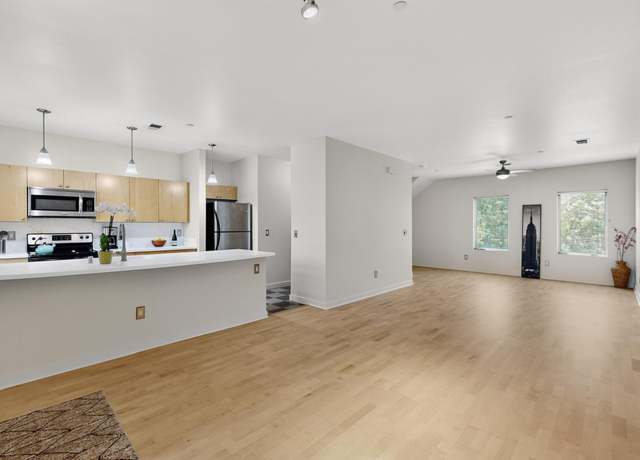 Property at 308 Bel Vedere Ln NE, Albuquerque, NM 87102, 2 beds, 2.5 baths
