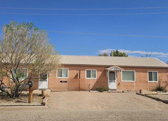 Property at 200 S 8th St, Santa Rosa, NM 88435, 3 beds, 2 baths