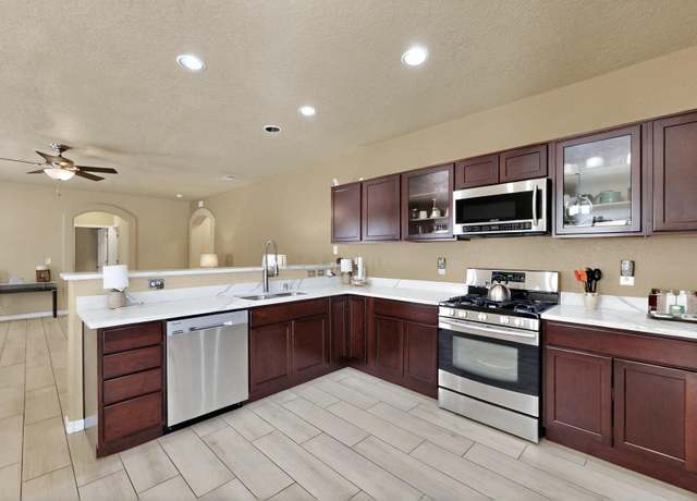 Property at 1019 Maroa St NW, Albuquerque, NM 87120, 3 beds, 2 baths