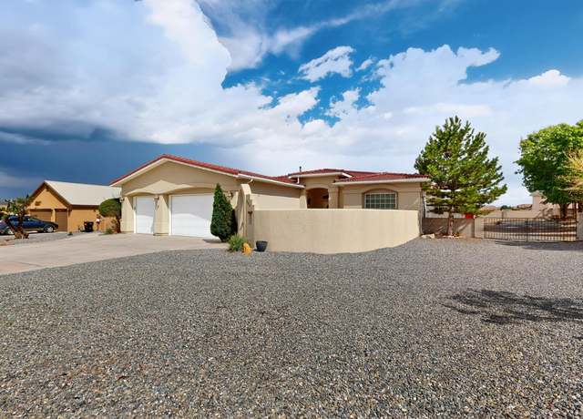 Property at 2620 Globe Ct NE, Rio Rancho, NM 87124, 3 beds, 4 baths