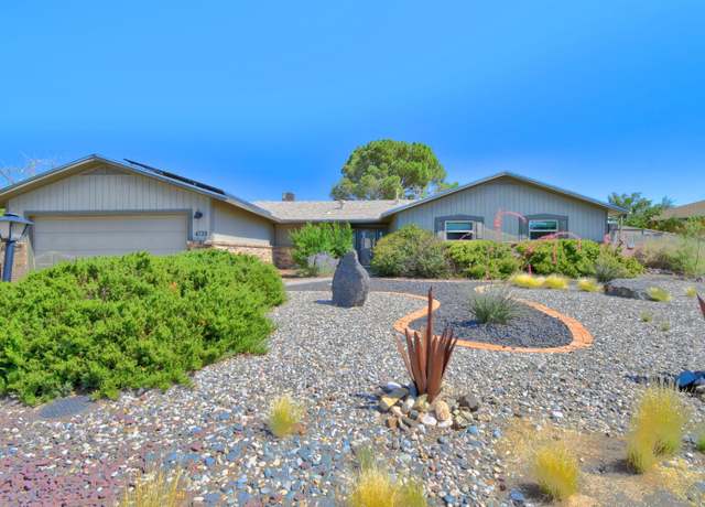 Property at 4723 Leon Grande Ave SE, Rio Rancho, NM 87124, 3 beds, 2.5 baths