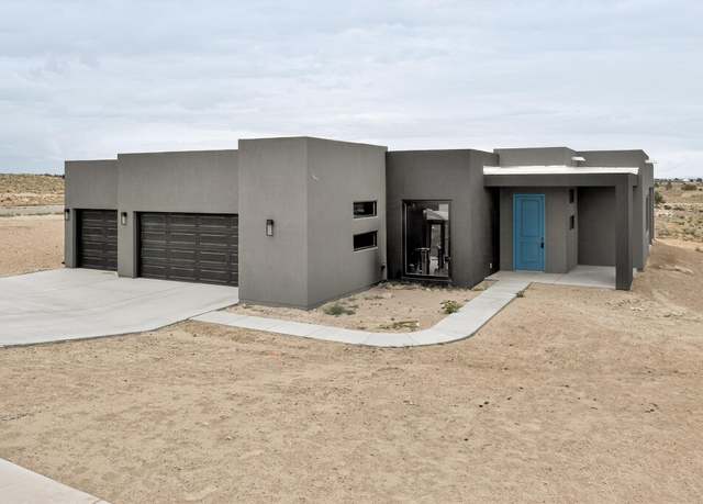 Property at 5509 Valiente Rd NW, Albuquerque, NM 87120, 3 beds, 3 baths