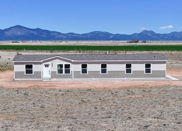 Property at 25 Desert Lily Rd, Moriarty, NM 87035, 4 beds, 3 baths