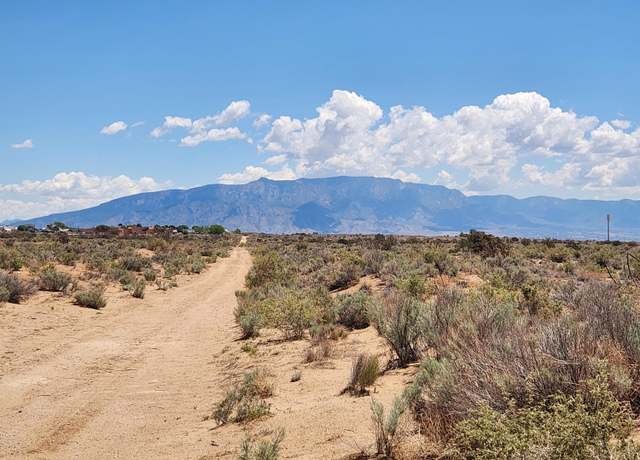 Property at 140 11th Ave SW, Rio Rancho, NM 87124