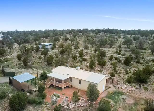 Property at 11 Valley View Rd, Moriarty, NM 87035, 3 beds, 2 baths
