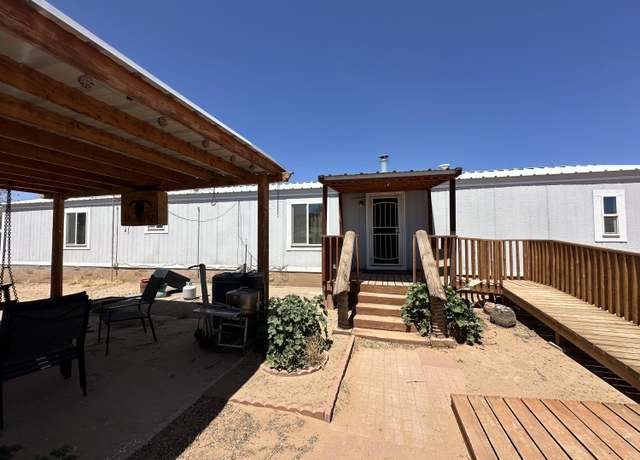 Property at 17 Hopi Dr, Los Lunas, NM 87031, 2 beds, 2 baths