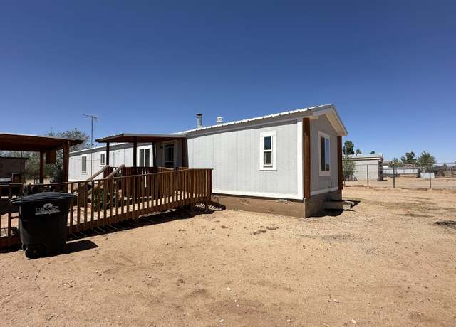 Property at 17 Hopi Dr, Los Lunas, NM 87031, 2 beds, 2 baths