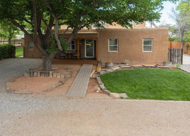 Property at 612 Charles Pl NW, Los Ranchos, NM 87107, 5 beds, 3 baths
