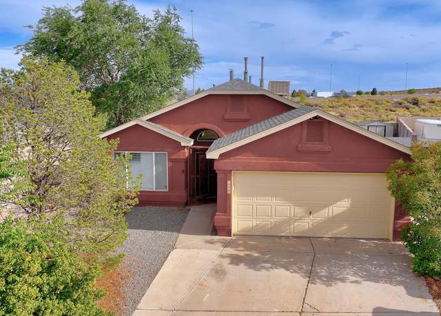 Property at 7836 Grayson Rd NW, Albuquerque, NM 87120, 3 beds, 2 baths