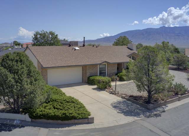 Property at 4903 La Pera Ct SE, Rio Rancho, NM 87124, 3 beds, 2 baths