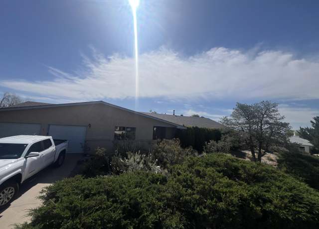 Property at 320 Tarpon Ave SE, Rio Rancho, NM 87124, 3 beds, 2 baths