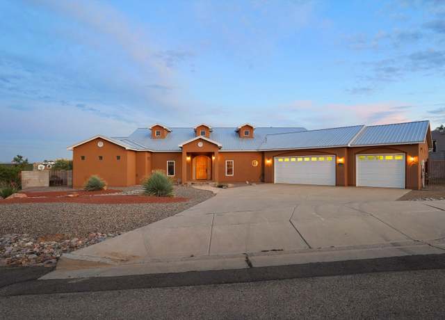 Property at 2318 Garden Rd NE, Rio Rancho, NM 87124, 4 beds, 3 baths