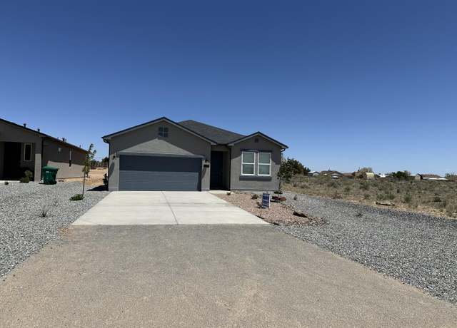 Property at 421 Northern Blvd NE, Rio Rancho, NM 87124, 4 beds, 2.5 baths