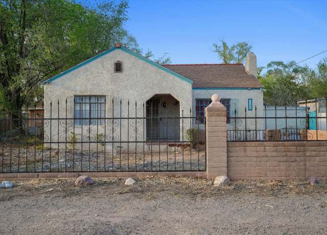 Property at 1233 Montrose Pl SW, Albuquerque, NM 87105, 3 beds, 2 baths