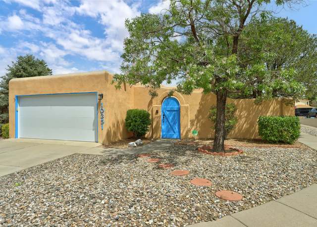 Property at 10351 Cueva Del Oso NE, Albuquerque, NM 87111, 3 beds, 2 baths