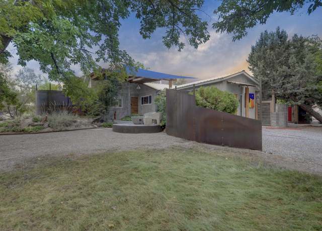 Property at 2702 Morrow Rd NE, Albuquerque, NM 87106, 6 beds, 7 baths