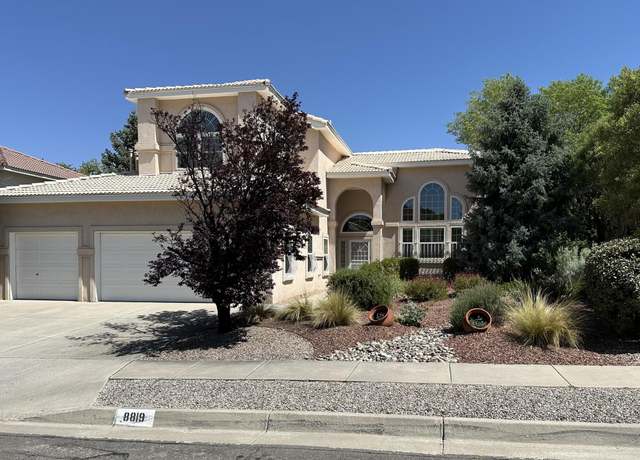 Property at 8819 Greenarbor Rd NE, Albuquerque, NM 87122, 5 beds, 3 baths