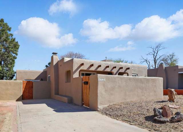 Property at 2715 Santa Cruz Ave SE, Albuquerque, NM 87106, 3 beds, 2 baths