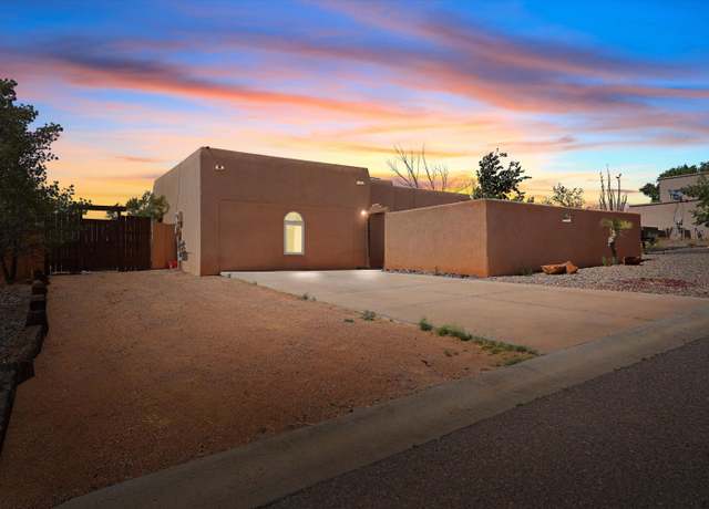 Property at 3 Genie Ct, Los Lunas, NM 87031, 3 beds, 2 baths