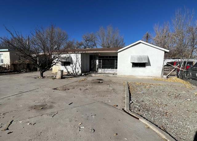 Property at 1421 Vito Romero Rd SW, Albuquerque, NM 87105, 3 beds, 1.5 baths